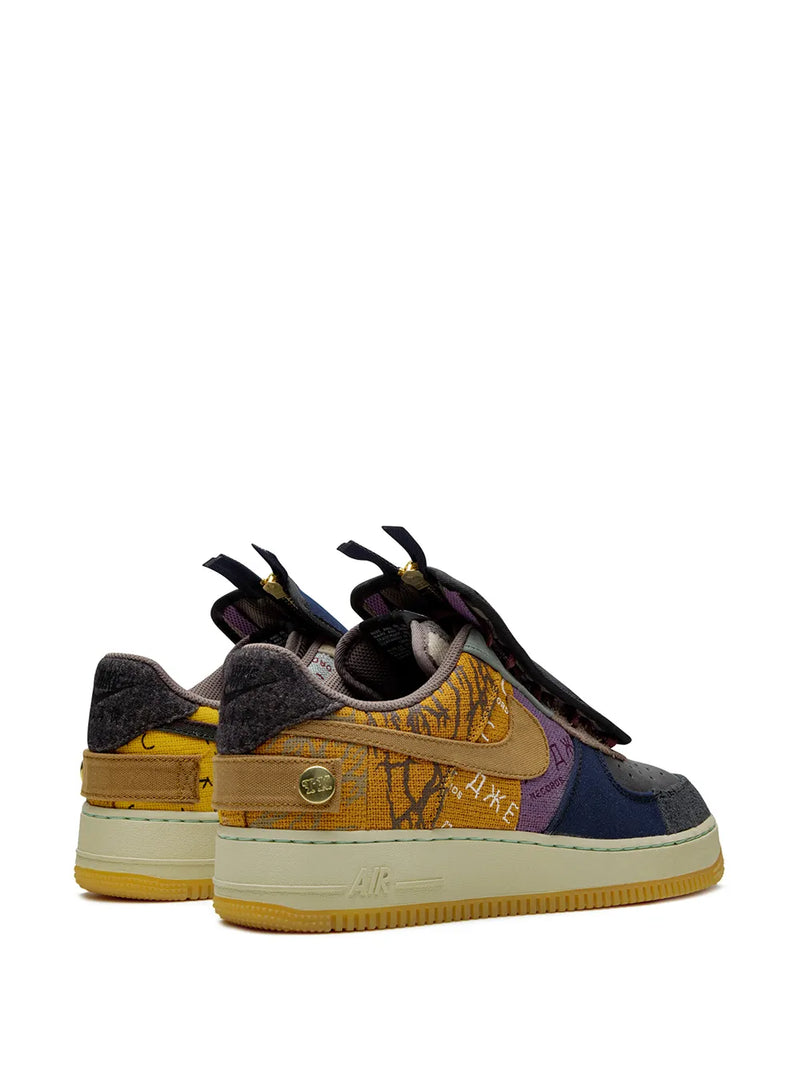 Tênis x Travis Scott Air Force 1 Low 'Cactus Jack'