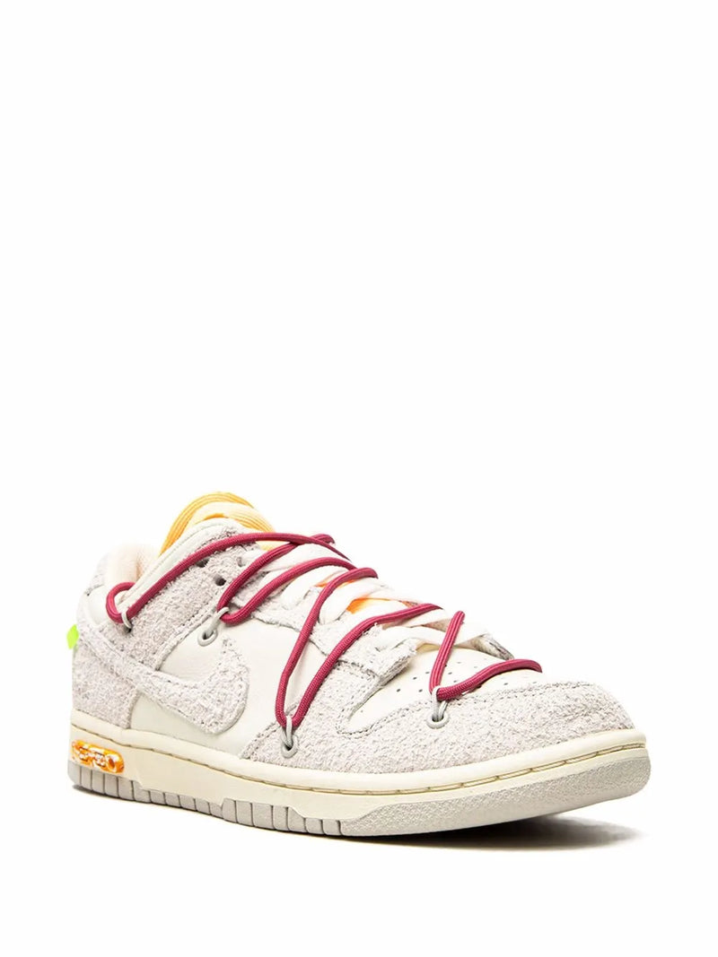 Tênis x Off-White Dunk Low