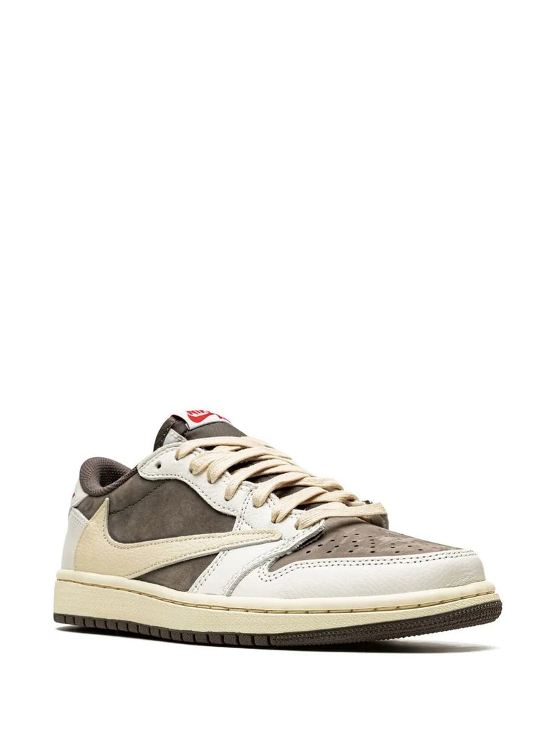 Tênis x Travis Scott Air Jordan 1 Low OG