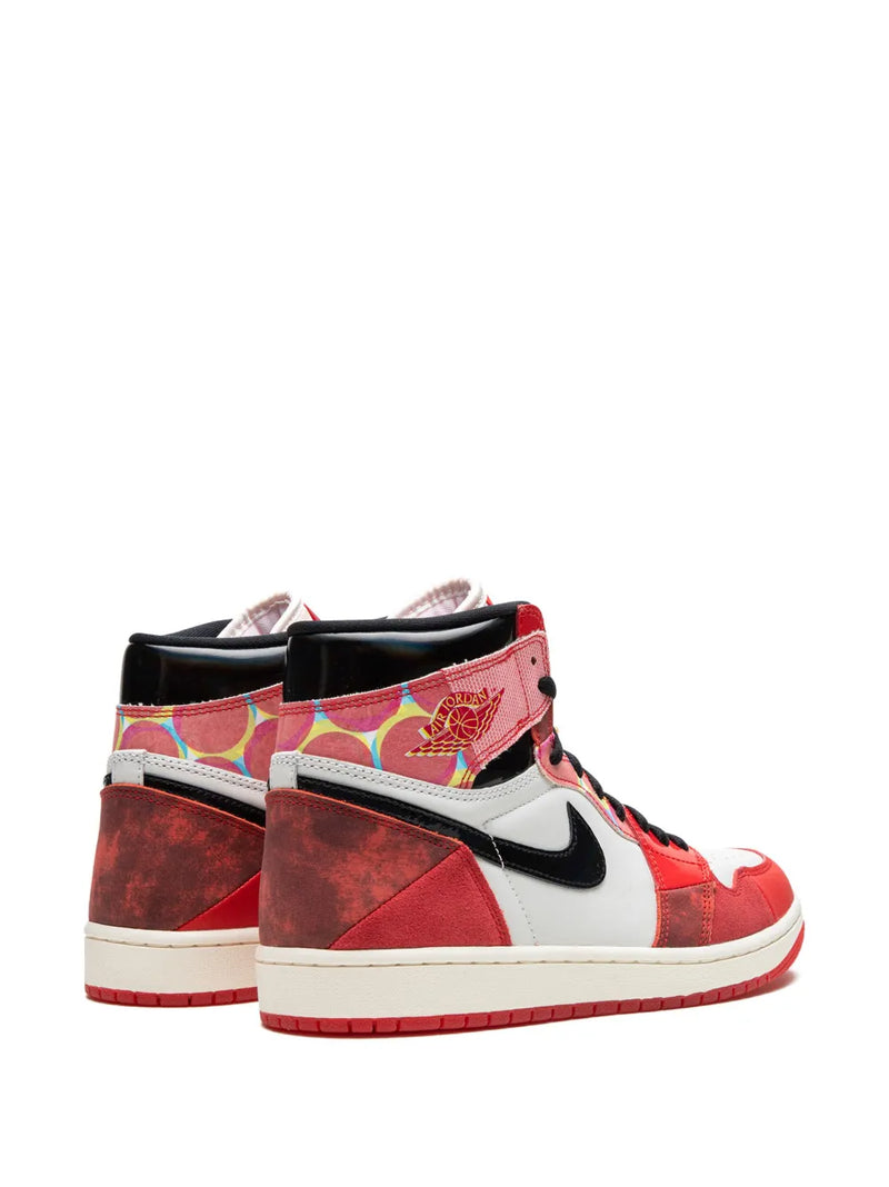 "Tênis Spider-Man Across the Spider-Verse x Air Jordan 1 ""Next Chapter"""